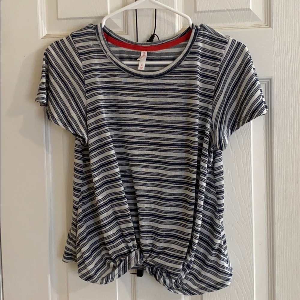Knot crop top